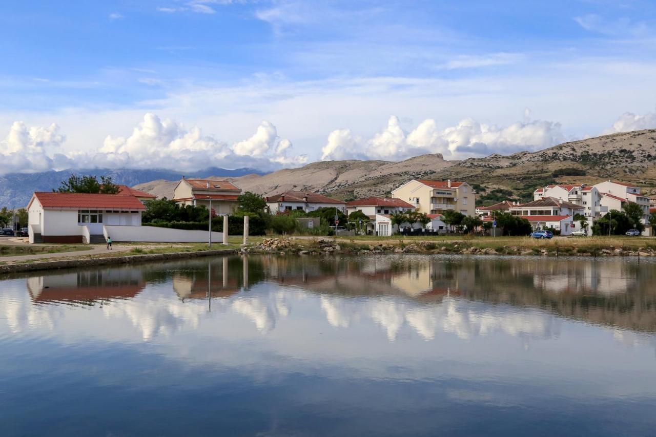 Apartmani Ria2 Pag Pag Town Exteriér fotografie